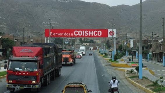 Hermano de candidato a la alcaldía de Santa volcó su vehículo  en  Coishco