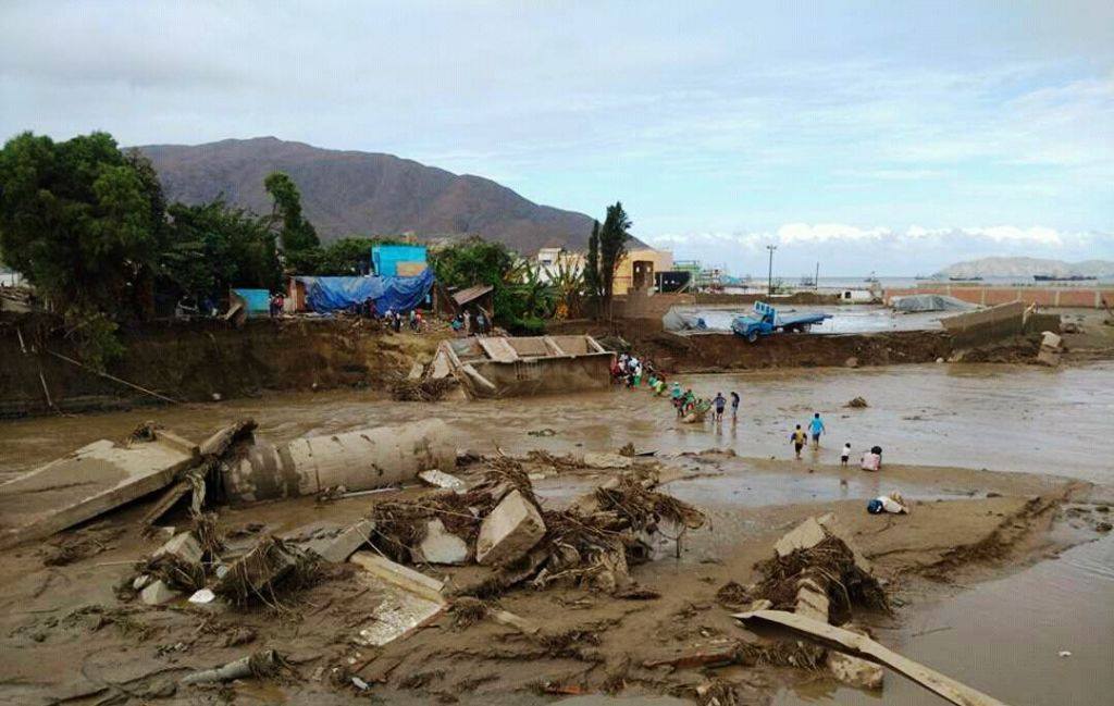Huaico en puente Coishco volvió a interrumpir Panamericana Norte