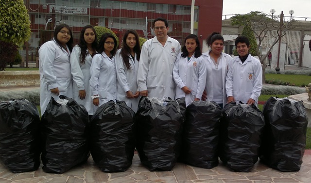  Campaña de reciclaje de Uladech posibilita Navidad feliz para niños pobres