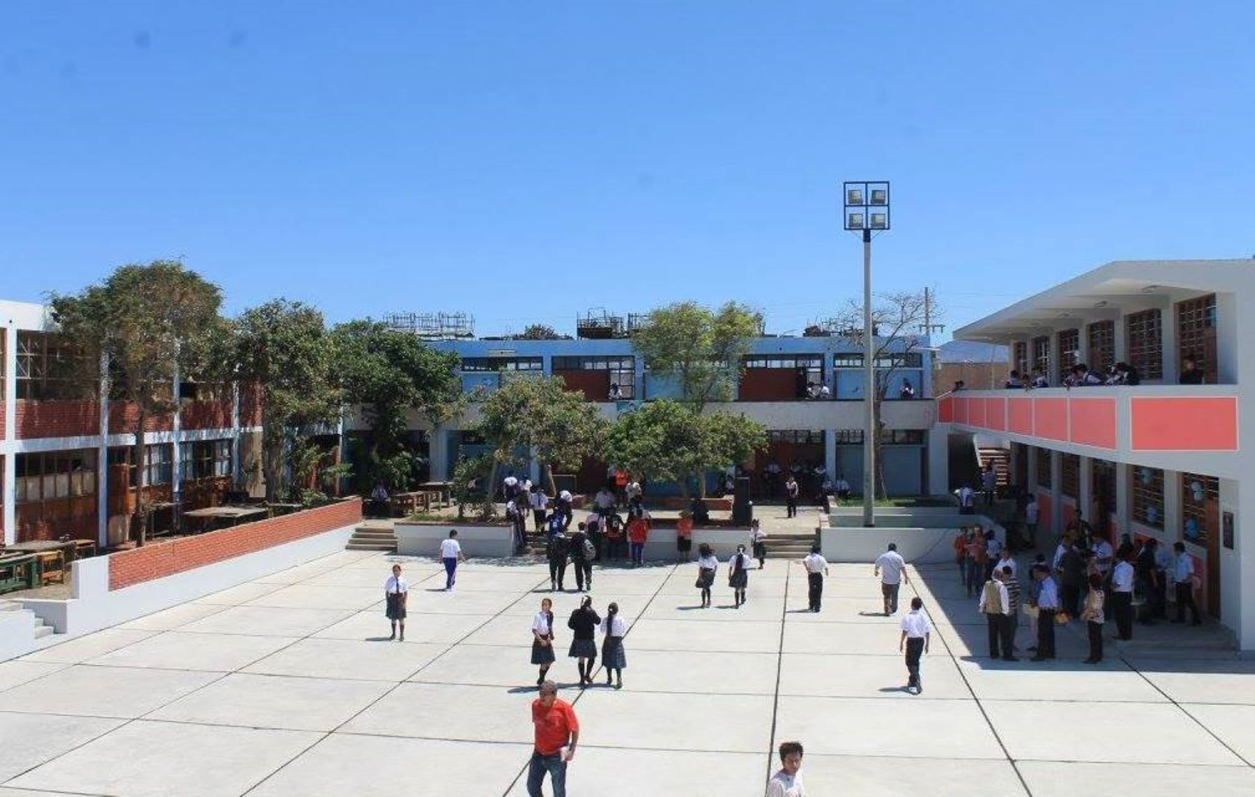 Culminan obras en 2 colegios emblemáticos de Áncash