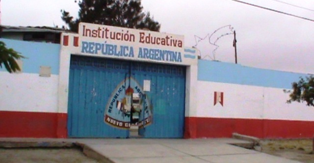 Chimbote: asaltan con armas de fuego en colegio República Argentina 