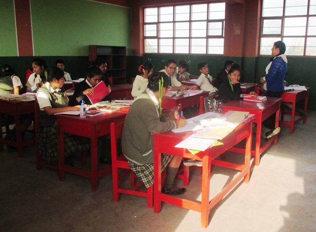 Escolares retornaron a sus aulas de la institución educativa San José de Nepeña