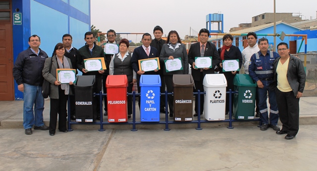 Ocho colegios de Chimbote se benefician con kits de residuos y arborización