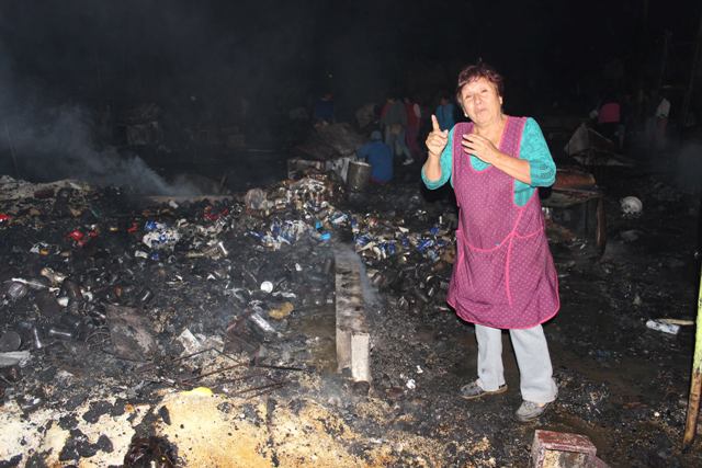 Dantesco incendio dejó más de 2 millones y medio de soles en pérdidas en mercado de Chimbote