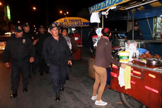 Unos 500 ambulantes de mercados y principales calles de Chimbote se han formalizado el presente año