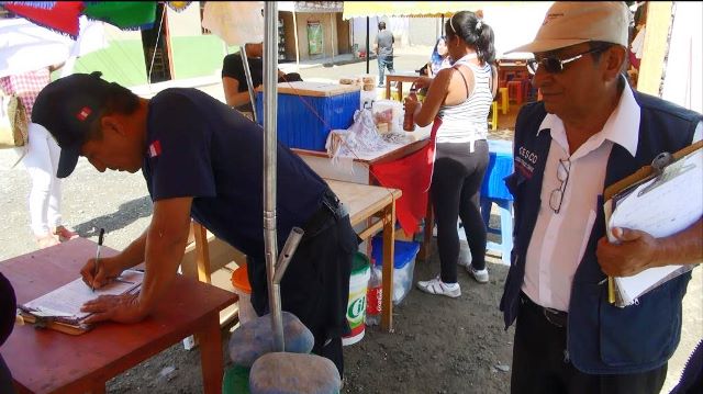 Reubicarán a comerciantes que ocupan vía pública en Nuevo Chimbote
