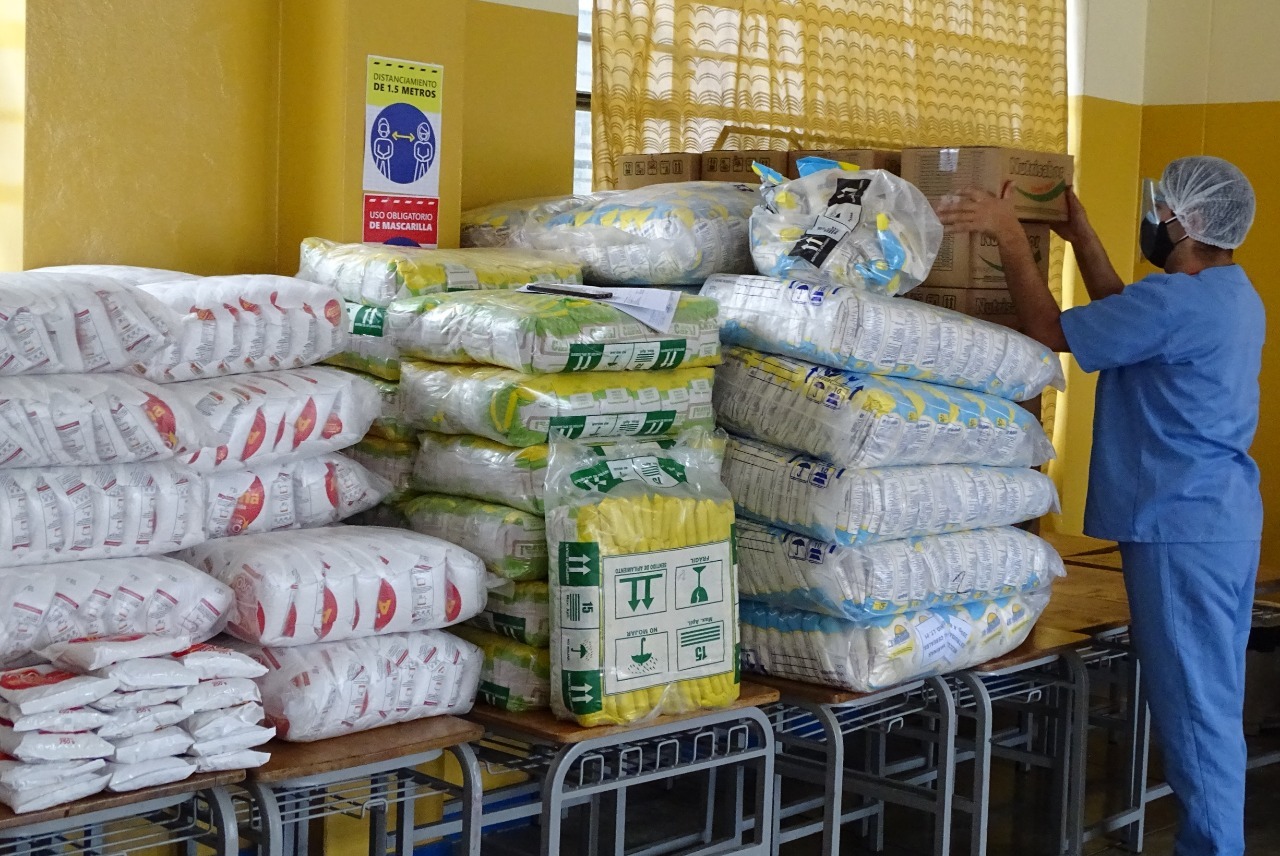 Distribuyen más de 460 toneladas de alimentos a escuelas públicas de la sierra de Áncash 