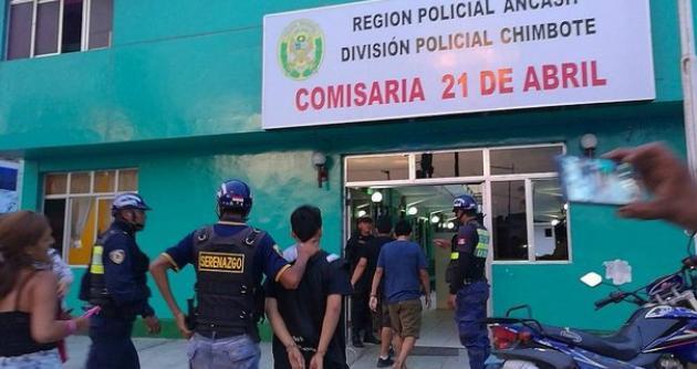 Agraviado atrapó a mototaxista que había robado tres balones de gas de su vivienda en Chimbote