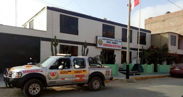 Chimbote: intervienen a dos sujetos por robar con cuchillo en mano a taxista