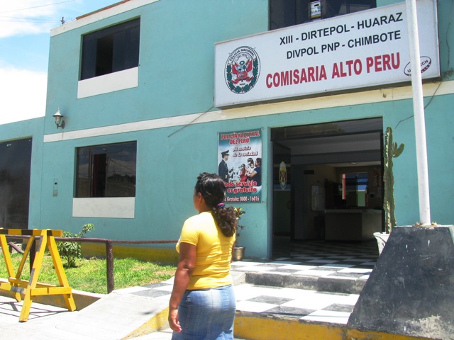 Chimbote: Asaltan a suboficial de la Policía, le quitan sus pertenencias y encima lo golpean