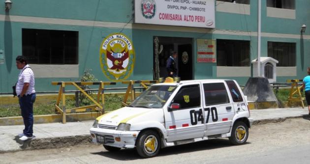 Intervienen a 3 sujetos presuntos integrantes de la banda “Las Hienas del Acero” en Chimbote