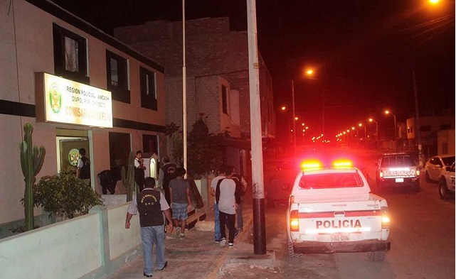 Mujer se niega a denunciar a su pareja que la golpeó en la calle y le sangró la nariz a un policía en Chimbote