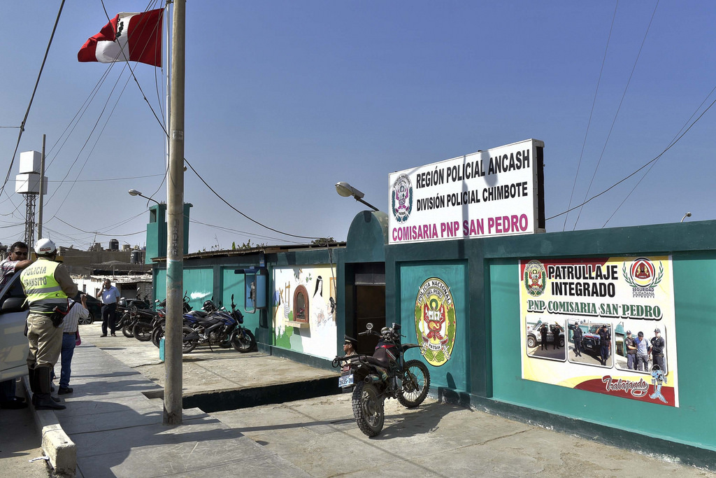 Atrapan a tres menores que asaltaron a una estudiante universitaria en Chimbote