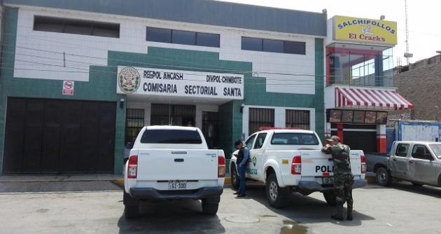 Detienen a albañil en Santa por golpear a su hijo con una cadena de motocicleta y causarle heridas