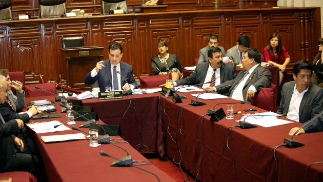 Martes 29 se discutirá proyecto para no reelección inmediata de presidentes regionales