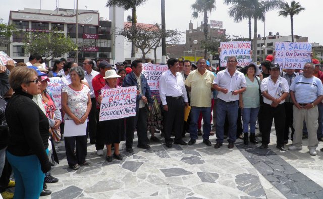 Gremios protestarán en sede del gobierno regional por reinicio de obras‏