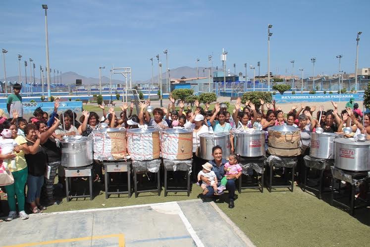 Entregaron utensilios de cocina a diez nuevos comités de Vaso de Leche en Nuevo Chimbote