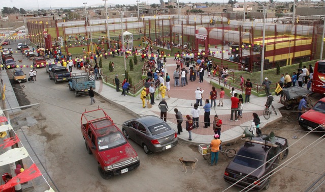 Vecinos del pueblo joven Pensacola cuentan con nuevo complejo deportivo