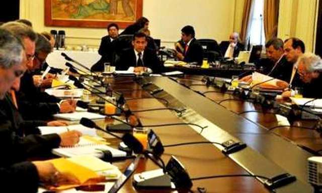 Evalúan crear órgano que intervenga en regiones con malos manejos