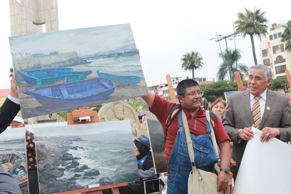 Alcalde de Chimbote premia a ganadores de Concurso Nacional de Pintura Rápida