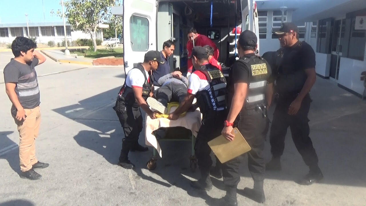 Dos motociclistas quedan gravemente heridos en accidente en la Panamericana Norte