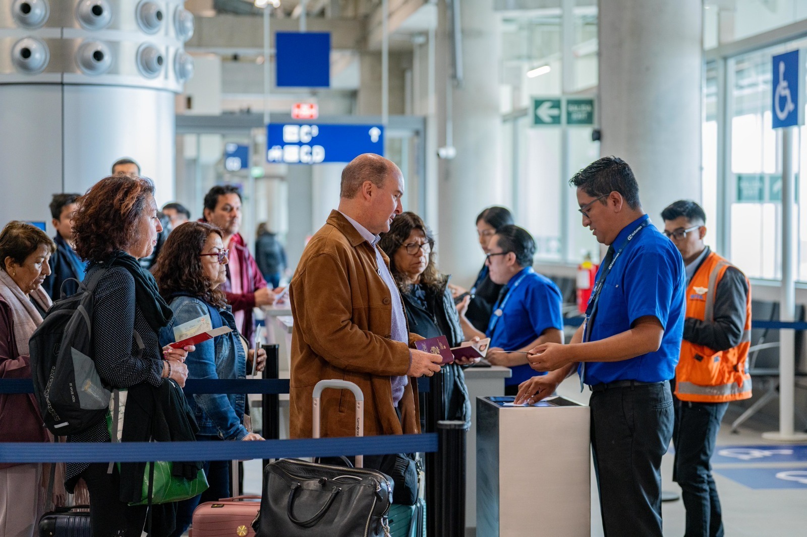 Perú y Panana agiliza atención de pasajeros en tránsito