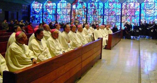 El matrimonio es la unión natural y perpetua del hombre y la mujer, recuerdan los obispos del Perú