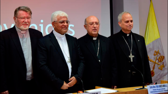 Conferencia Episcopal pide a sacerdores celebrar misa por TV, radio o redes sociales