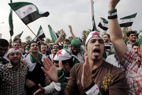 El Papa Francisco pide paz para Siria que lleva tres años de guerra civil (Video)