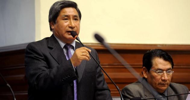 Congresista Julca reiteró pedido de investigar a removido fiscal por caso "La Centralita"