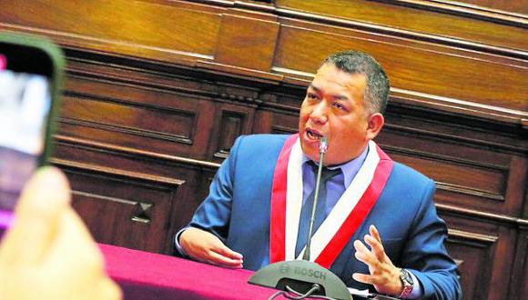 Congresista ancashino Darwin Espinoza envuelto en otro cuestionamiento