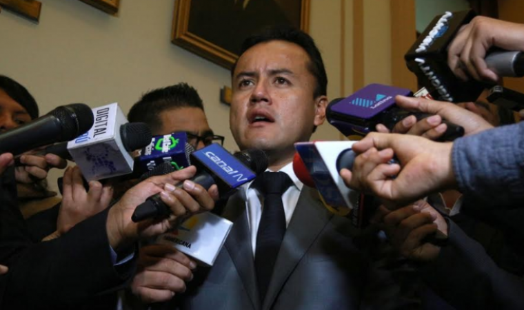 Congreso verá hoy pedido de levantamiento de la inmunidad parlamentaria de Richard Acuña