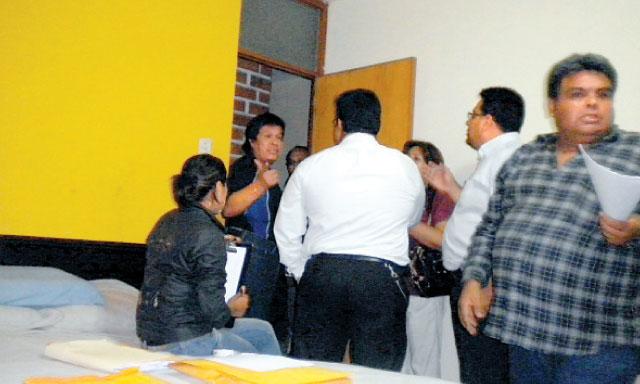 Comisión de Ética del Congreso recomendó iniciar investigación a Benítez por caso “La Centralita”