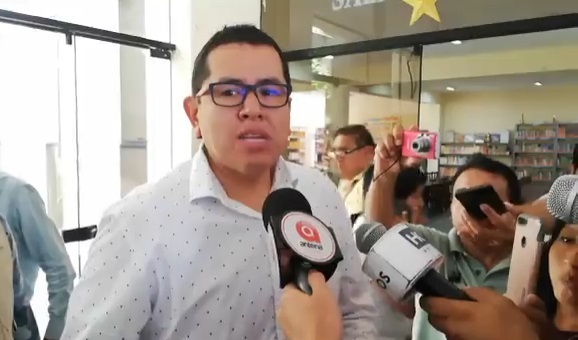 Congresista Domínguez dice que no renunciará a Fuerza Popular como lo hizo Yesenia Ponce