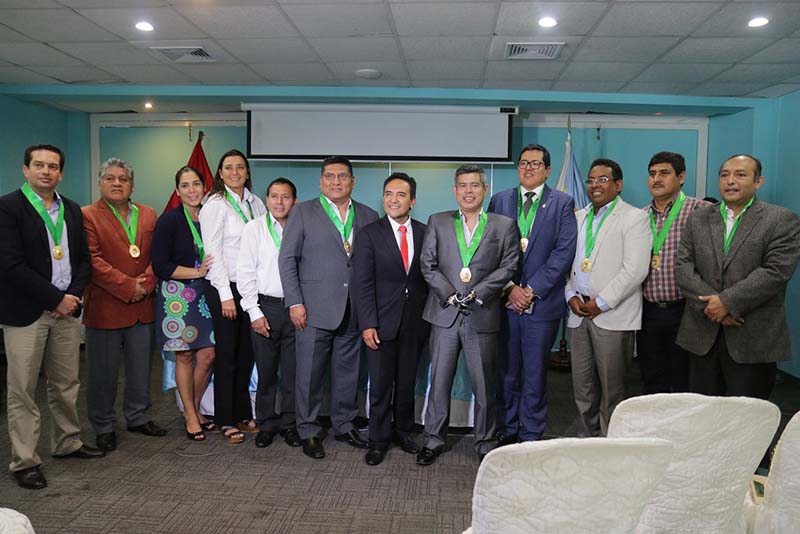 Municipalidad de Nuevo Chimbote dio reconocimiento a once congresistas de la República