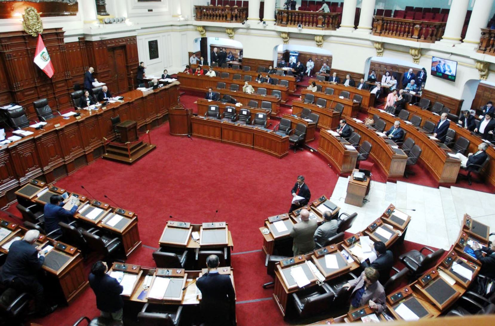 Deudores al Estado estarán impedidos de ejercer cargos públicos y también ser candidatos