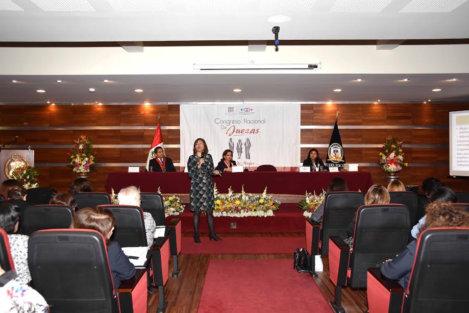 Juezas acuerdan en Trujillo dar protección eficaz a mujeres víctimas de violencia