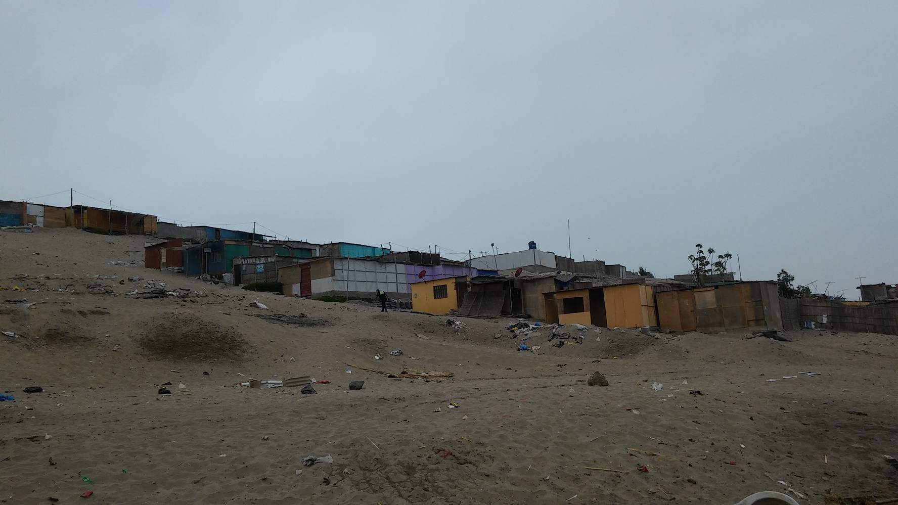 Chimbote: con nueva constancia de posesión invasores no podrán vender ni transferir sus lotes por 10 años