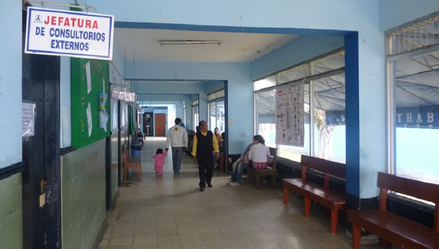  Hospital La Caleta deja de percibir 6 mil soles diarios por huelga