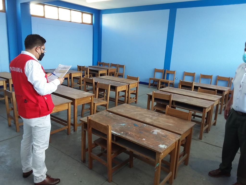 Áncash: Contraloría supervisa más de 300 colegios estatales previo al retorno de clases 