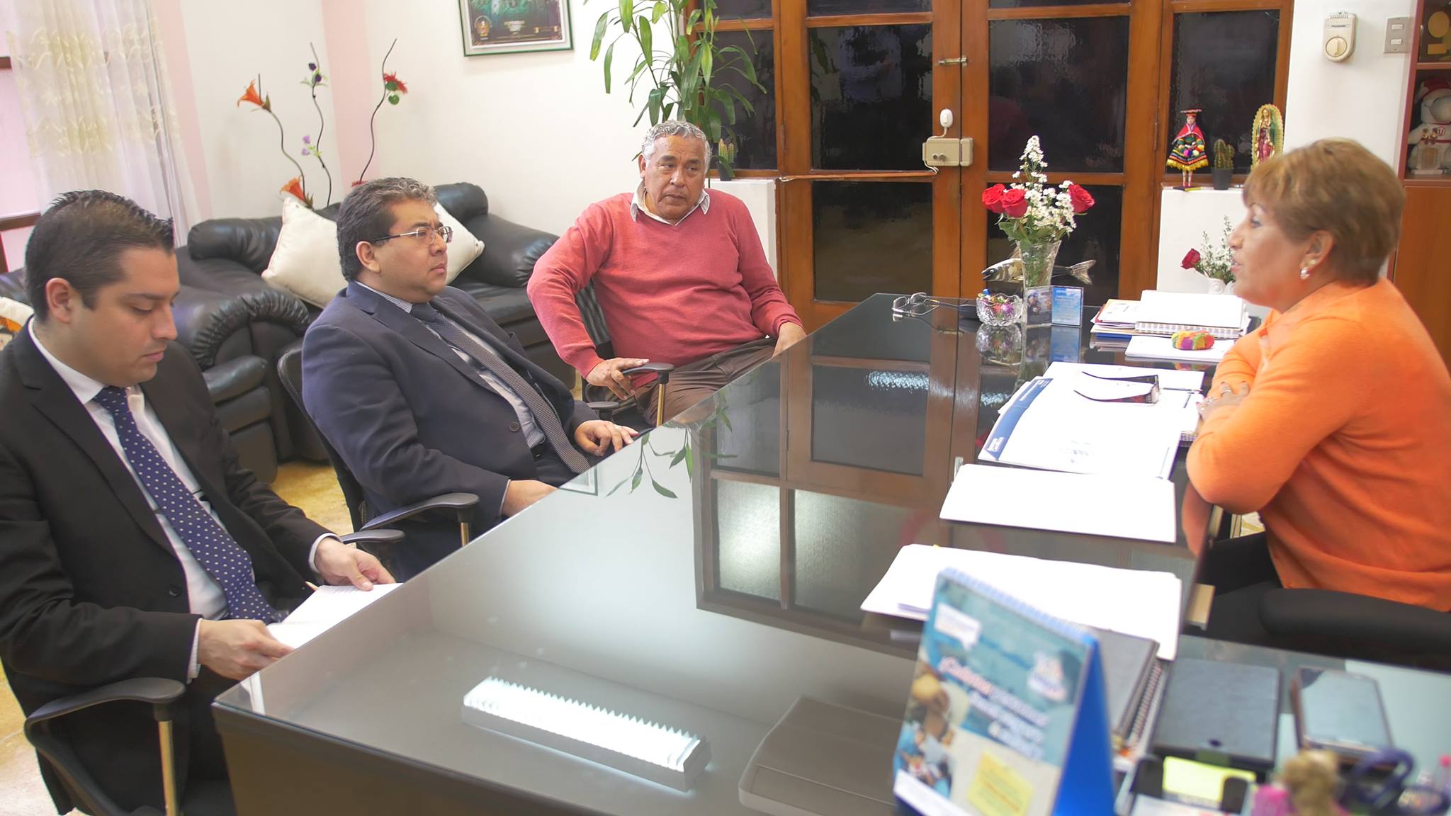 Chimbote: Contralor se reúne con alcaldesa para tratar sobre el proceso de reconstrucción