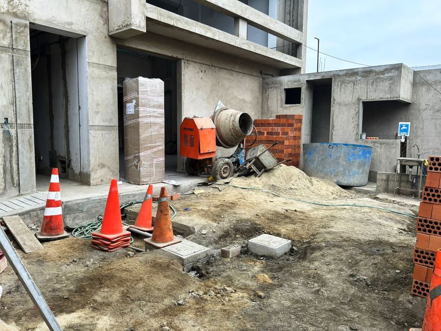 Chimbote: Contraloría alerta de retraso e incumplimiento de expediente técnico en obra de Migraciones  