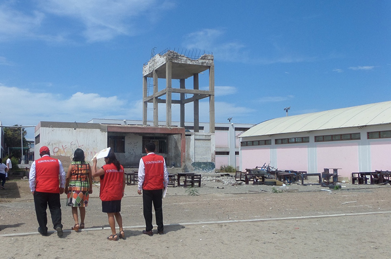 Contraloría inspeccionó 14 colegios en provincias del Santa, Casma y Huarmey