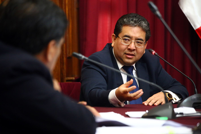 Contraloría tomará control de OCI de las municipalidades provinciales antes de fin de año