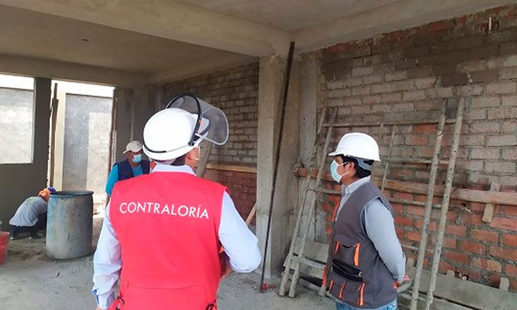 Contraloría advierte riesgos en obra del colegio Virgen del Carmen de Huarmey 
