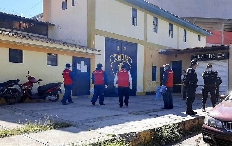 Advierten limitaciones en la atención a pacientes covid-19 en penal de Huaraz
