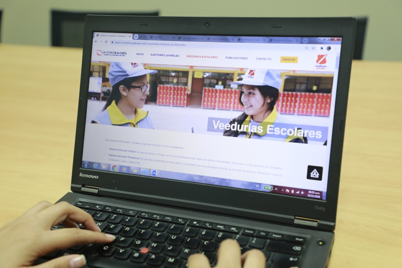 Contraloría inicia supervisión del dictado de clases virtuales en seis regiones  