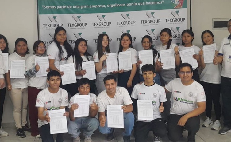 Un total de 170 jóvenes capacitados por el MTPE firmaron contratos de trabajo     