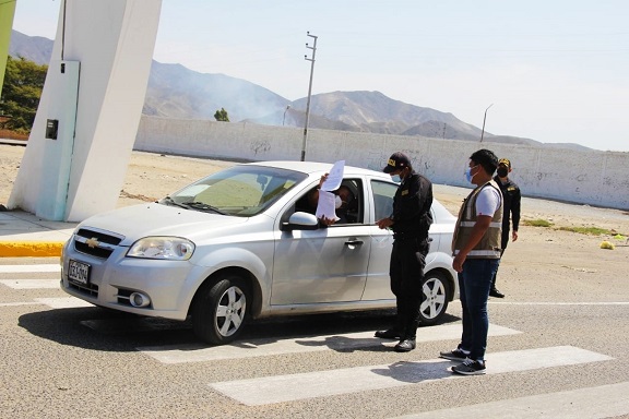  Samanco: realizan operativo de control vehicular y peatonal 