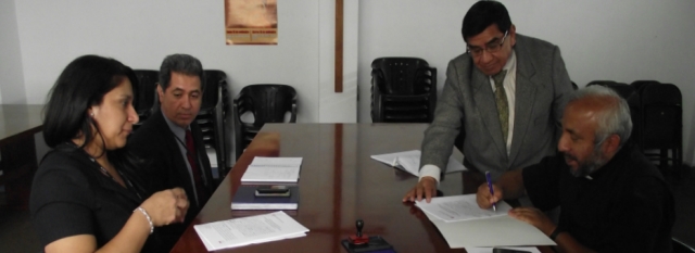 Universidad César Vallejo (UCV) firmó convenio con Obispado del Callao